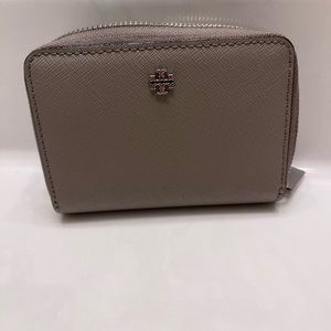 Tory Burch wallet
